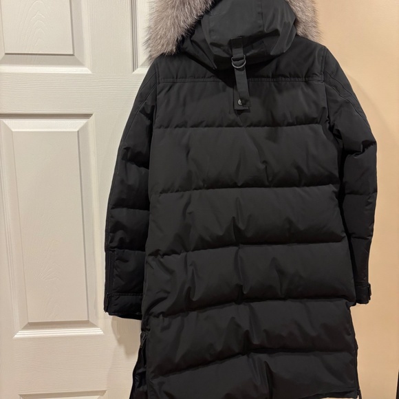 Moose Knuckle size medium coat - Picture 3 of 10